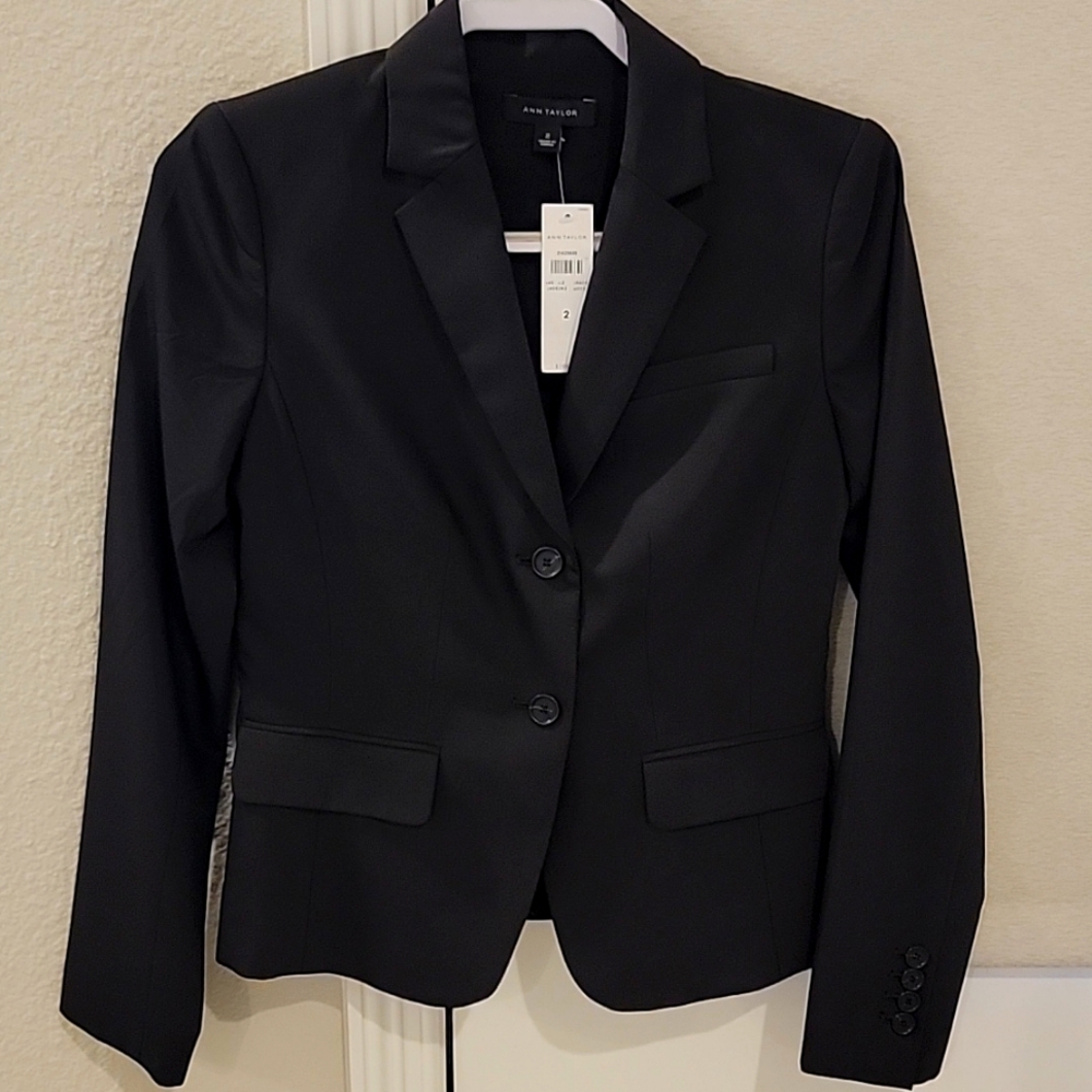 Black women's suit jacket blazer size 2